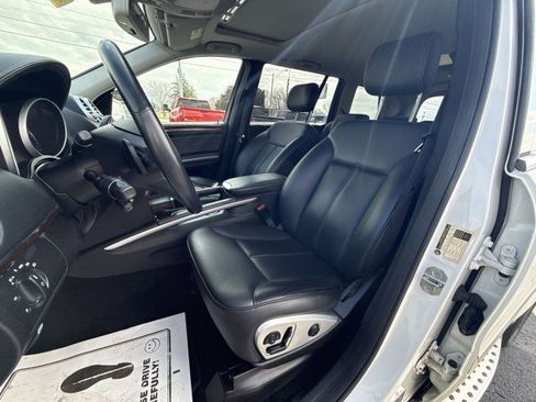 Used 2011 Mercedes-Benz GL 450 4MATIC image 13
