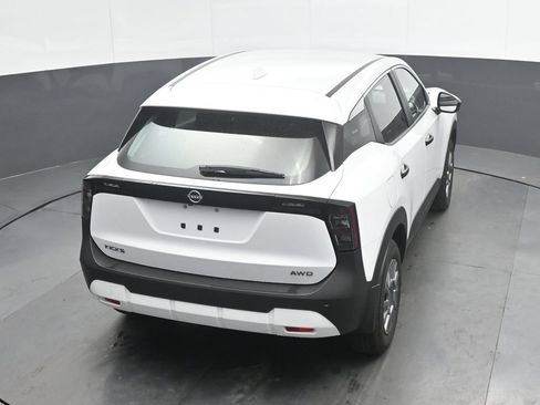 Used 2025 Nissan Kicks S AWD/4WD image 29