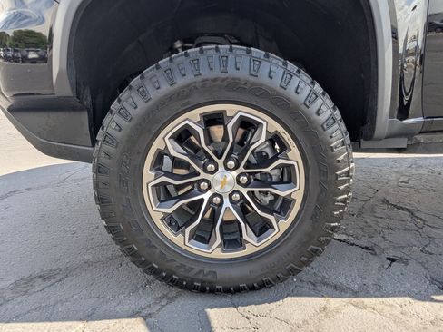 Used 2022 Chevrolet Colorado ZR2 AWD/4WD image 37