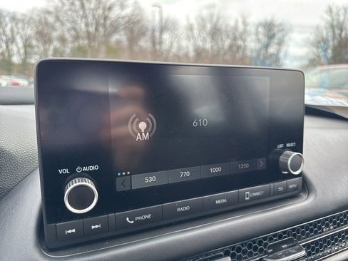 Used 2025 Honda HR-V LX image 27