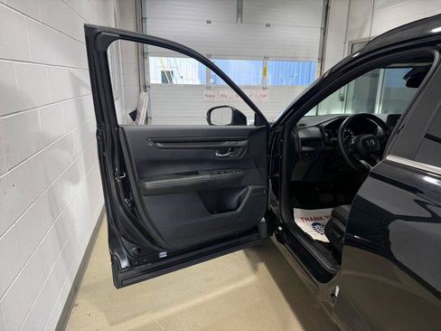 Used 2025 Honda CR-V Sport image 20