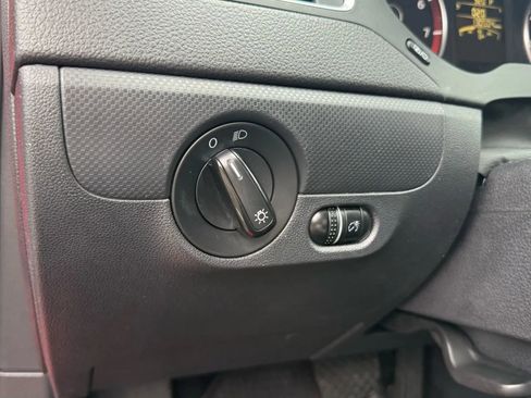 Used 2014 Volkswagen Jetta SE image 17