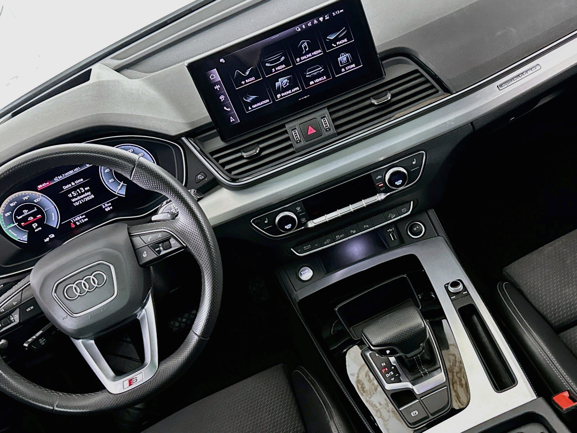 Used 2024 Audi Q5 e Prestige w/ Prestige Package AWD/4WD image 19