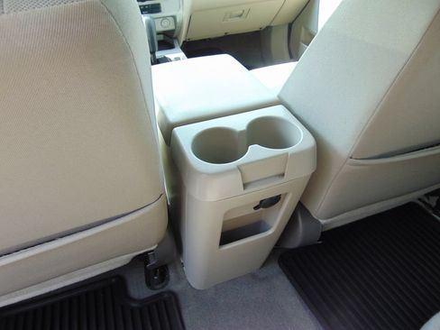 Used 2011 Ford Escape XLT AWD/4WD image 17