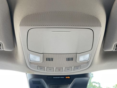 Used 2024 Ford Expedition XLT RWD image 33