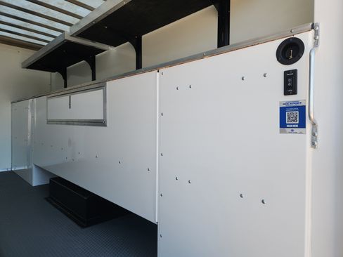 New 2025 Chevrolet Express 4500 w/ Power Convenience Package image 33