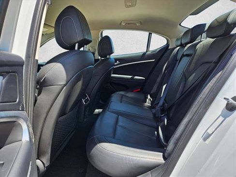 Used 2025 Genesis G70 2.5T RWD image 19