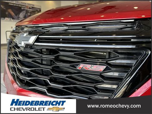 Certified 2024 Chevrolet Equinox RS w/ RS Leather Package AWD/4WD image 39