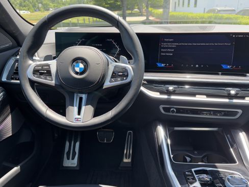 Used 2026 BMW X6 M60i AWD/4WD image 30