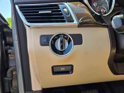 Used 2018 Mercedes-Benz GLE 350 4MATIC image 17