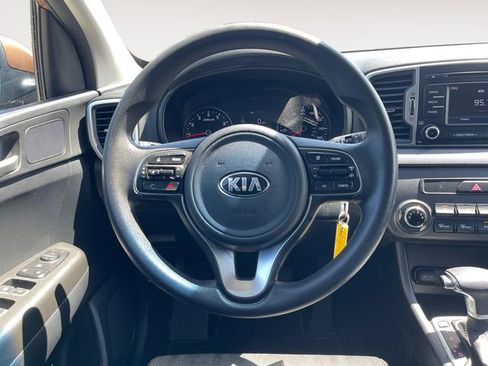 Used 2017 Kia Sportage LX AWD/4WD image 12