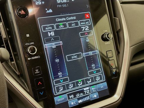 Used 2024 Subaru Crosstrek 2.0i Premium image 23