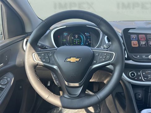 Used 2017 Chevrolet Volt LT w/ Comfort Package FWD image 12