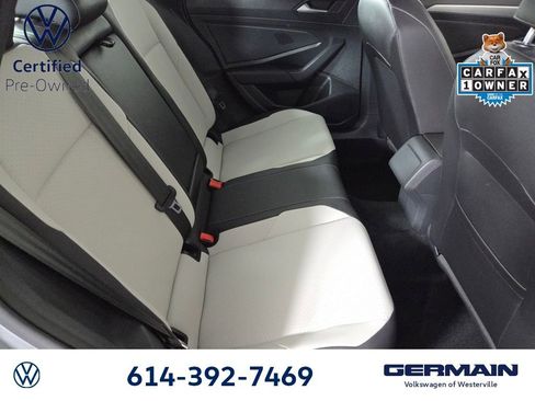 Certified 2021 Volkswagen Jetta R-Line image 24