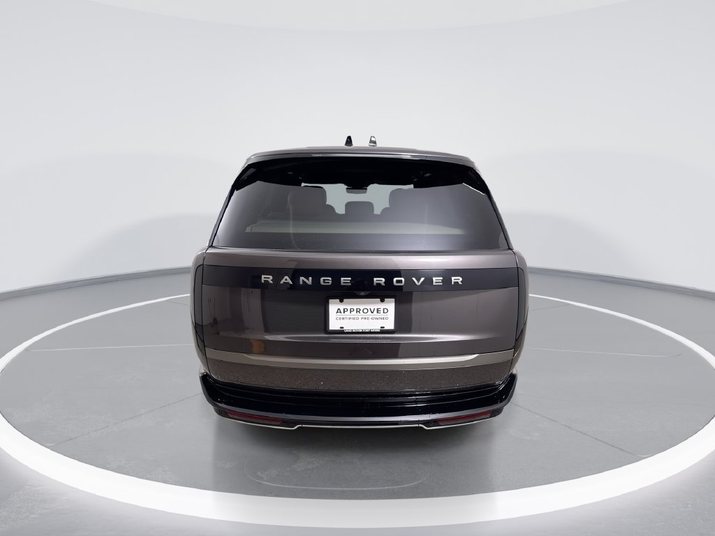 Used 2025 Land Rover Range Rover SE AWD/4WD image 7