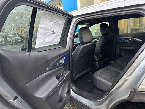 New 2026 Chevrolet Equinox EV LT image 16