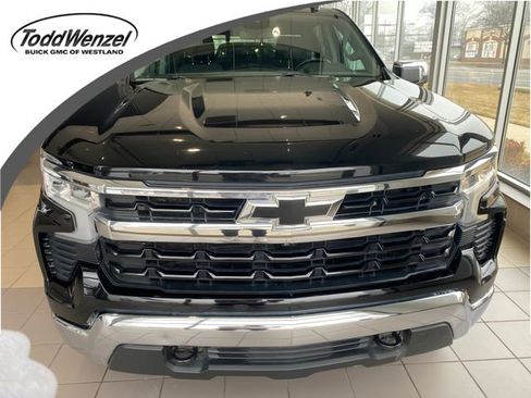 Certified 2023 Chevrolet Silverado 1500 LT image 2