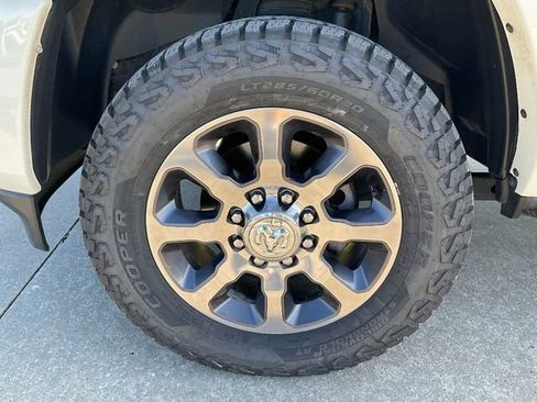 Used 2022 RAM 3500 Limited image 9