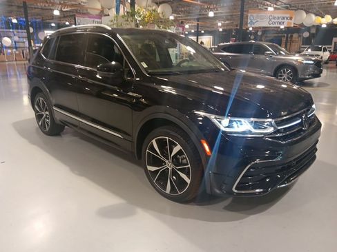 Used 2024 Volkswagen Tiguan SEL R-Line AWD/4WD image 4