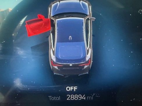 Used 2023 BMW i4 eDrive35 w/ Premium Package image 4