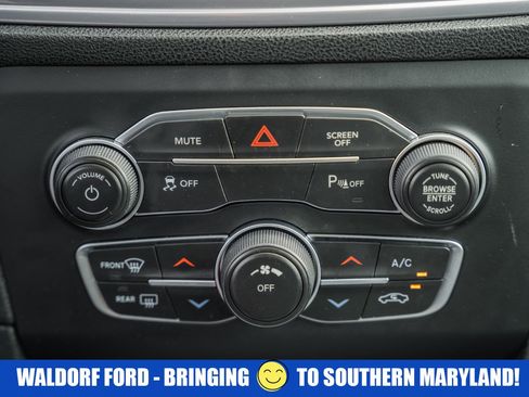 Used 2023 Dodge Charger SXT image 20