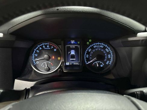 Used 2021 Toyota Tacoma TRD Sport w/ Technology Package AWD/4WD image 32