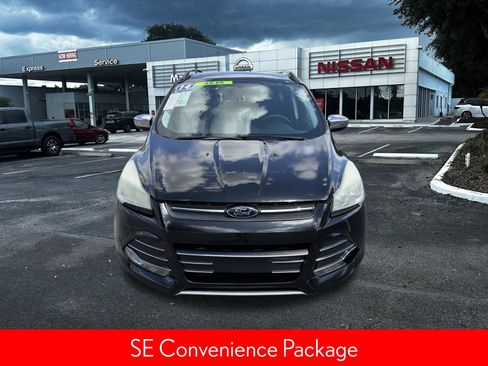 Used 2014 Ford Escape SE w/ SE Chrome Package image 10