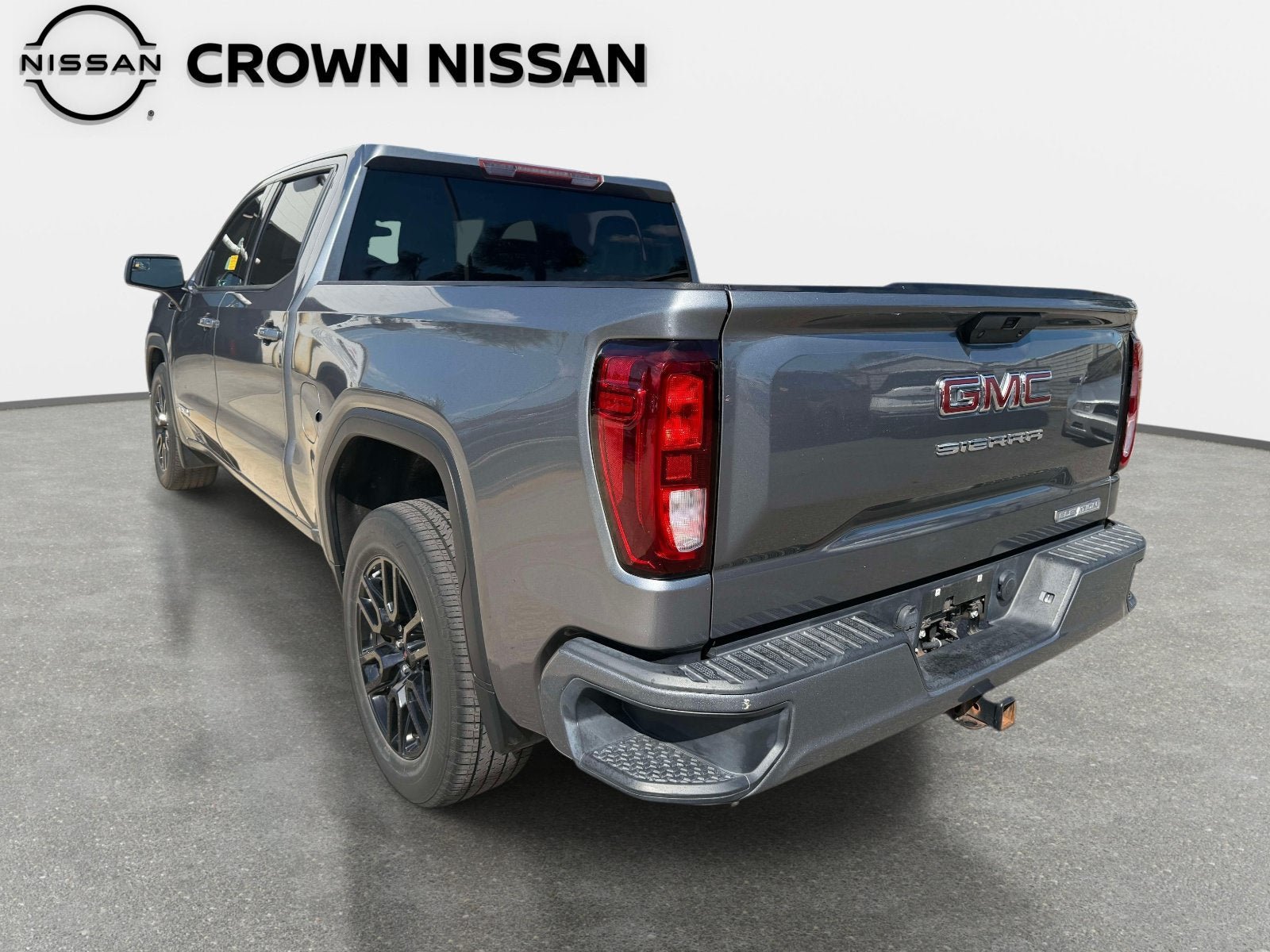 Used 2021 GMC Sierra 1500 Elevation RWD image 6