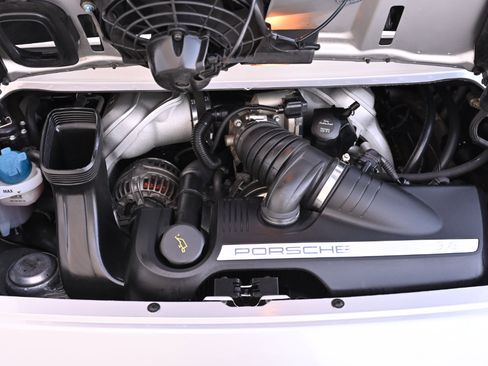 Used 2005 Porsche 911 Carrera S RWD image 50