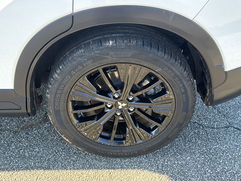 Used 2018 Mitsubishi Eclipse Cross LE image 19