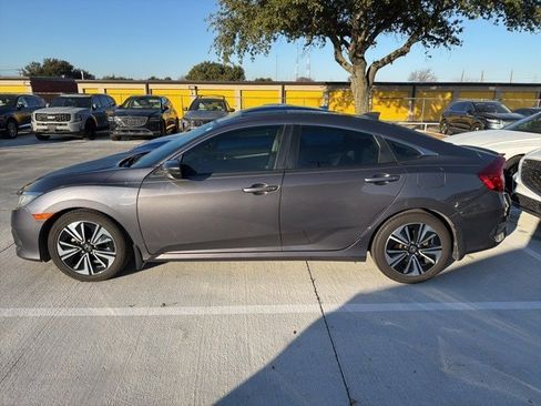 Used 2017 Honda Civic EX-T image 1