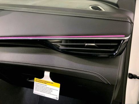 Used 2025 Buick Envision Preferred image 16