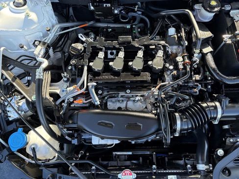 Used 2024 Honda Accord EX image 18