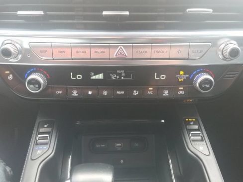 Used 2022 Kia Telluride EX w/ EX Premium Package AWD/4WD image 35