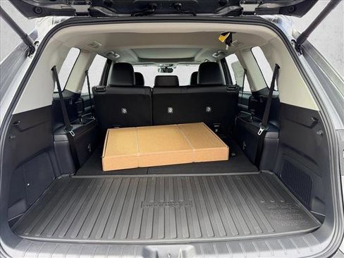 New 2026 Toyota Grand Highlander Limited image 8