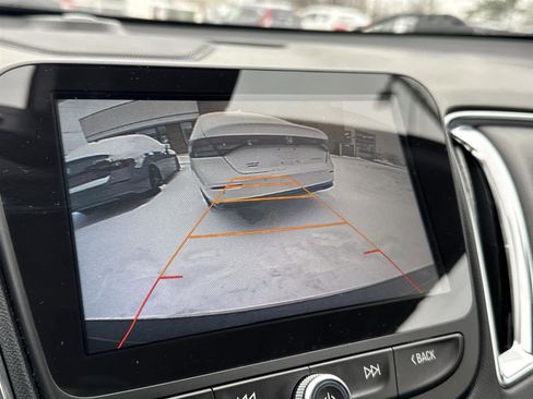 Used 2017 Chevrolet Malibu LT w/ Leather Package image 25