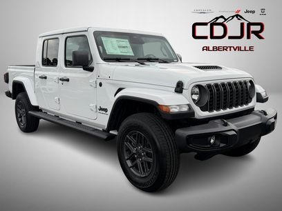 New 2026 Jeep Gladiator Sport