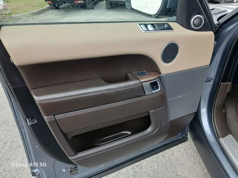 Used 2019 Land Rover Range Rover Sport HSE image 12