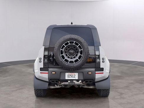 Certified 2026 Land Rover Defender 110 AWD/4WD image 6