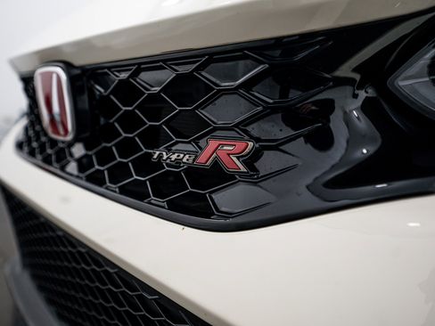 Used 2023 Honda Civic Type R image 25