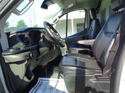 Used 2020 Ford Transit 250 Low Roof RWD image 11