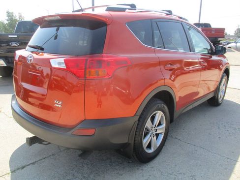 Used 2015 Toyota RAV4 XLE AWD/4WD image 6