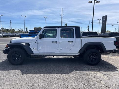 New 2026 Jeep Gladiator Sport image 2