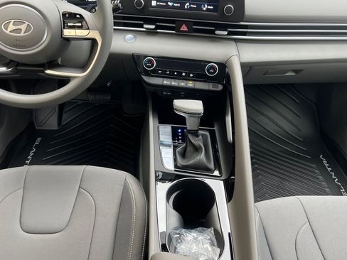 New 2026 Hyundai Elantra Blue image 11