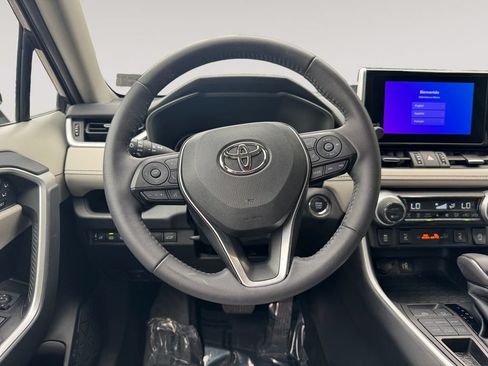 Used 2023 Toyota RAV4 XLE Premium AWD/4WD image 12