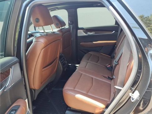 Used 2024 Cadillac XT5 Sportv AWD/4WD image 11