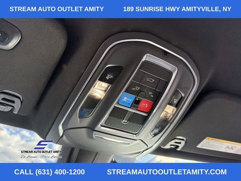 Used 2022 Jeep Wagoneer Series III image 36