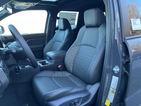 New 2025 Toyota Tacoma TRD Off-Road image 9