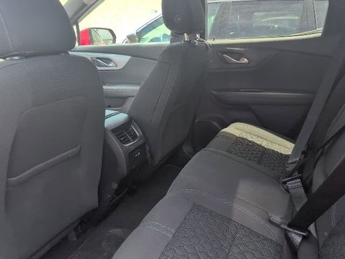 Used 2021 Chevrolet Blazer LT FWD image 5