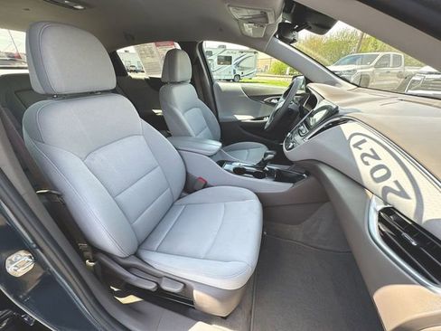 Used 2021 Chevrolet Malibu LT FWD image 26